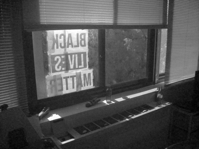 Full spectrum M863 -- floppy disk as IR pass filter test shot